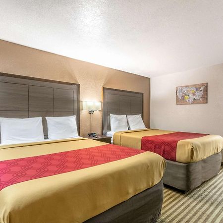 Econo Lodge Winfield Eksteriør billede