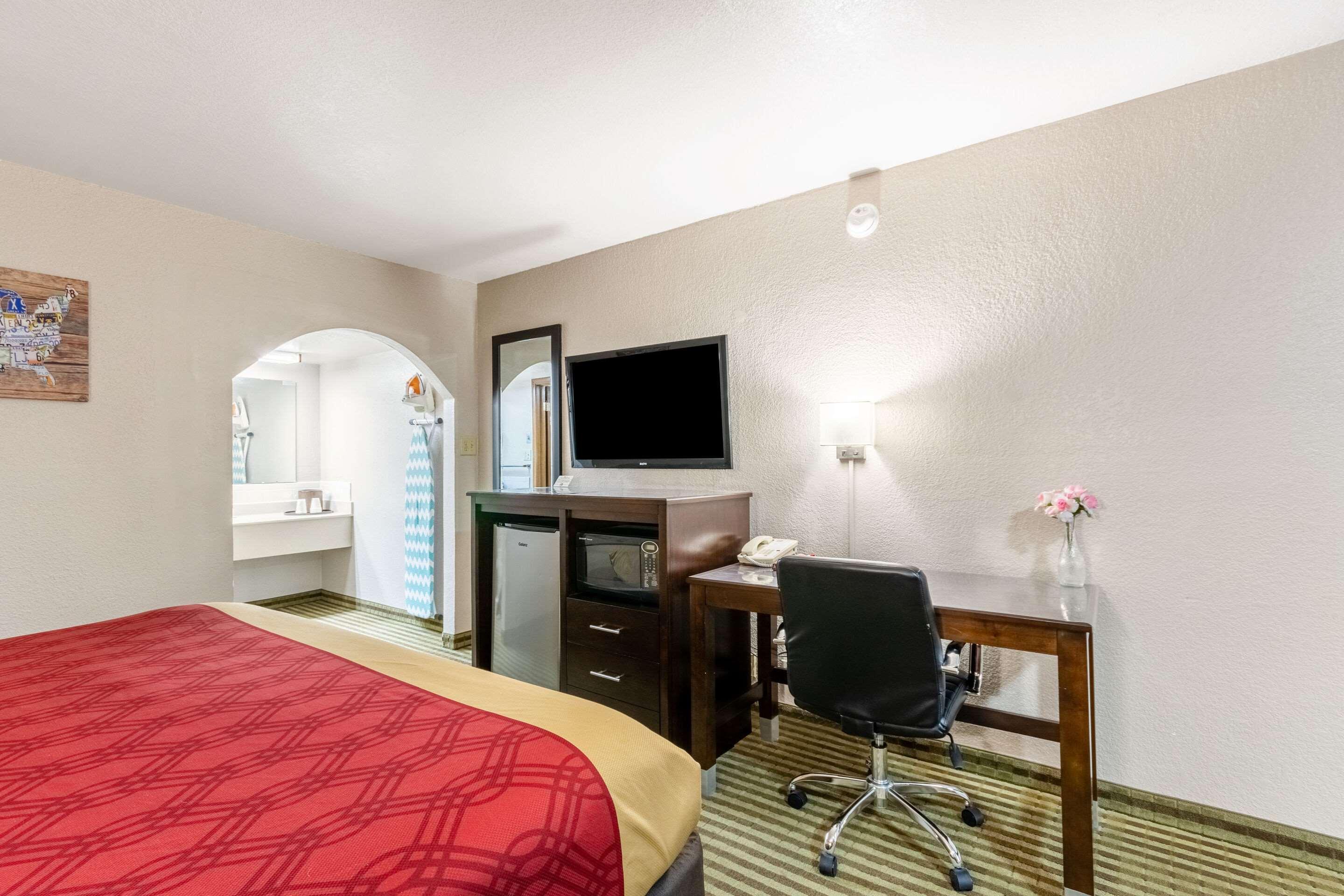 Econo Lodge Winfield Eksteriør billede